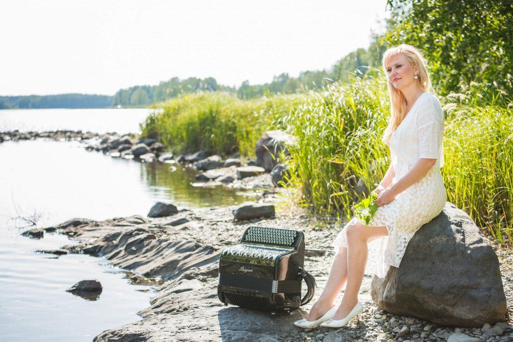 Sirpa Kainulainen ja Bugari 815FR